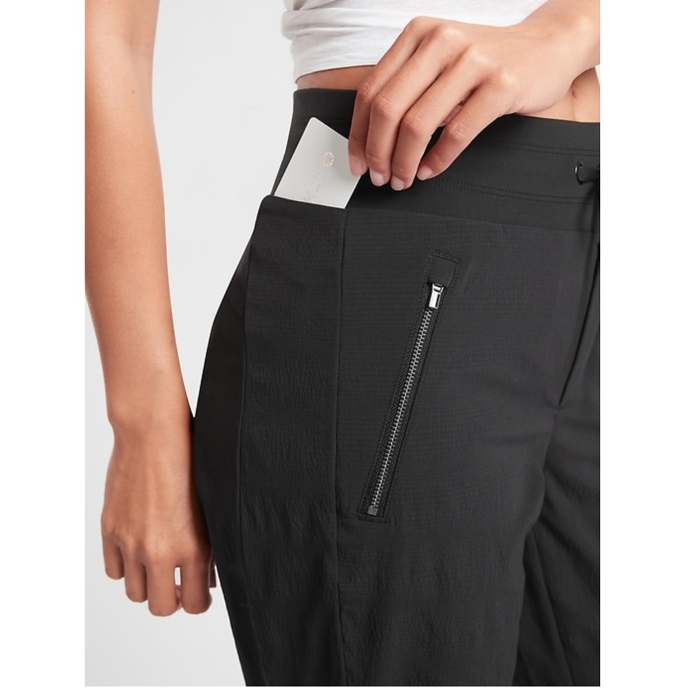 NWOT Athleta Trekkie North Jogger Solid Black - Picture 4 of 4